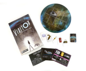 VISITOR in Blackwood Grove - Game box and components
