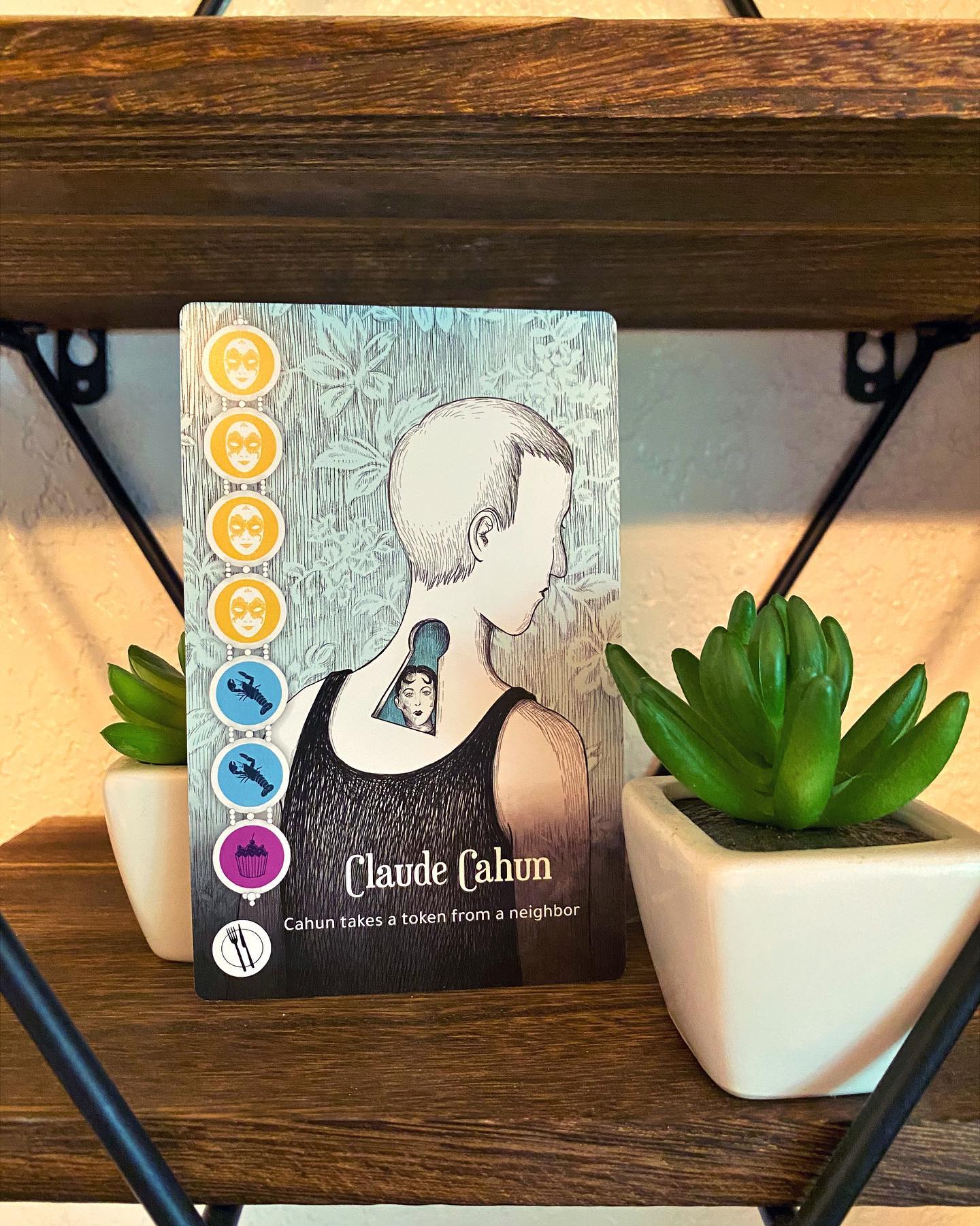 Today is Surrealist artist Claude Cahun’s 127th birthday! Cahun was known for their exploration of gender norms through photography. To celebrate Cahun today, we’re dressing up in outfits that feel the most genuinely us and taking cute selfies 💁🏻‍♀️

#boardgames #boardgamephotography #bgg #tabletopgames #indieboardgames #boardgamegeek #boardgamesofinstagram #cardgames #surrealism #surrealart #claudecahun #birthday #resonym